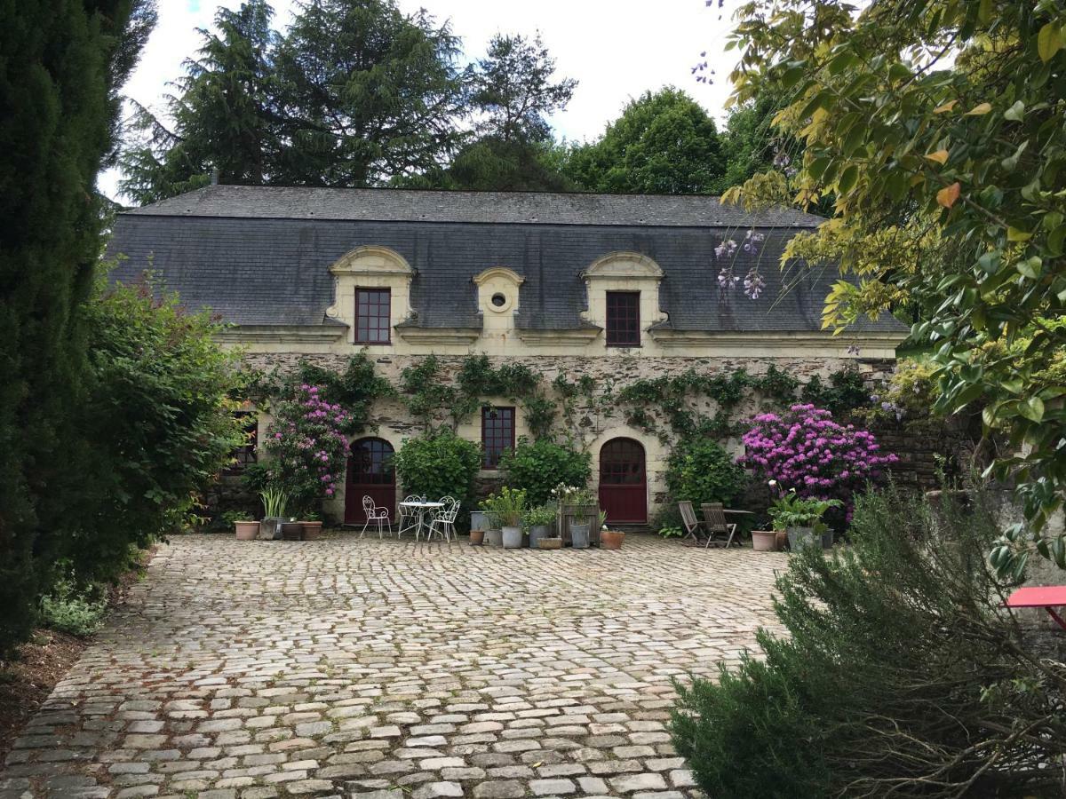 Hôtel Manoir de la Groye à Saint-Saturnin-sur-Loire Extérieur photo